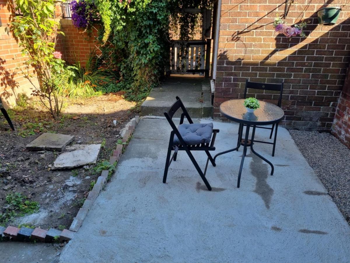 Centrally Located W/ Free Parking & Smart Tv Leeds  Esterno foto