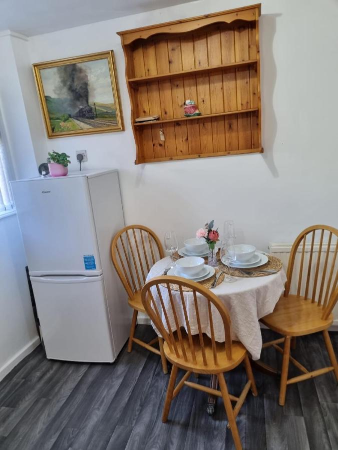 Centrally Located W/ Free Parking & Smart Tv Leeds  Esterno foto